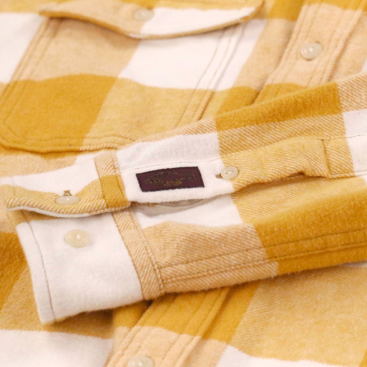 Medium flannel Long sleeves Shirt