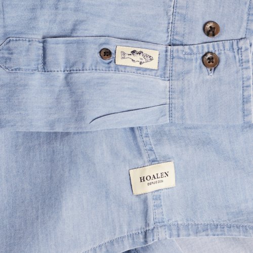 Chemise en jean denim. Souple et résistante
