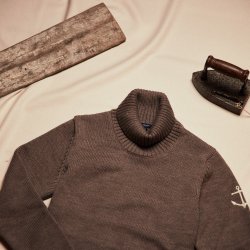 Taupe Merino wool Sweater - Outdoor View 7 / 7