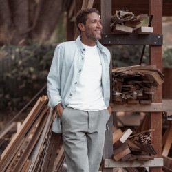 Denim Shirt - Outdoor View 3 / 8